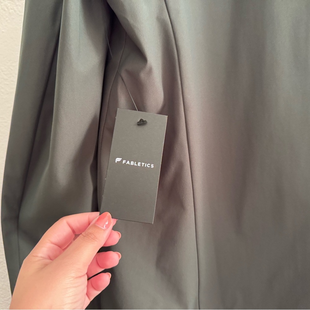 Fabletics Performance Blazer – NWT – Olive Green … - image 3